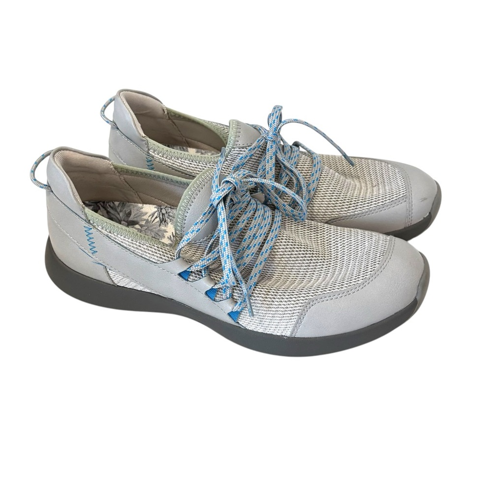 TRAQ By Algeria Women’s 40 Snow Drift Smart Walking Shoe Athletic Gym Outdoor